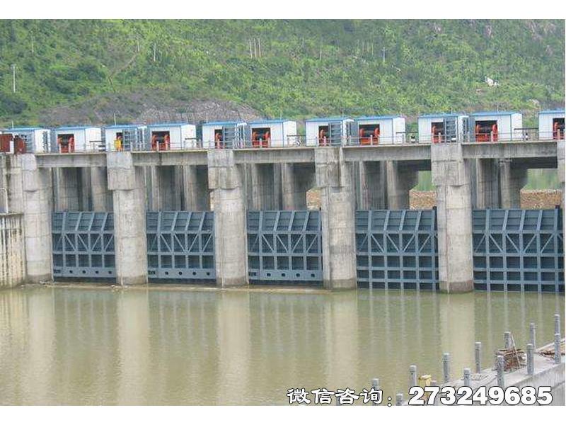 饶河县拦水大坝闸门